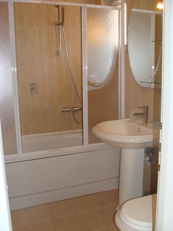 Apartments Danilo Kazanegra Ilha Sveti Stefan Quarto foto